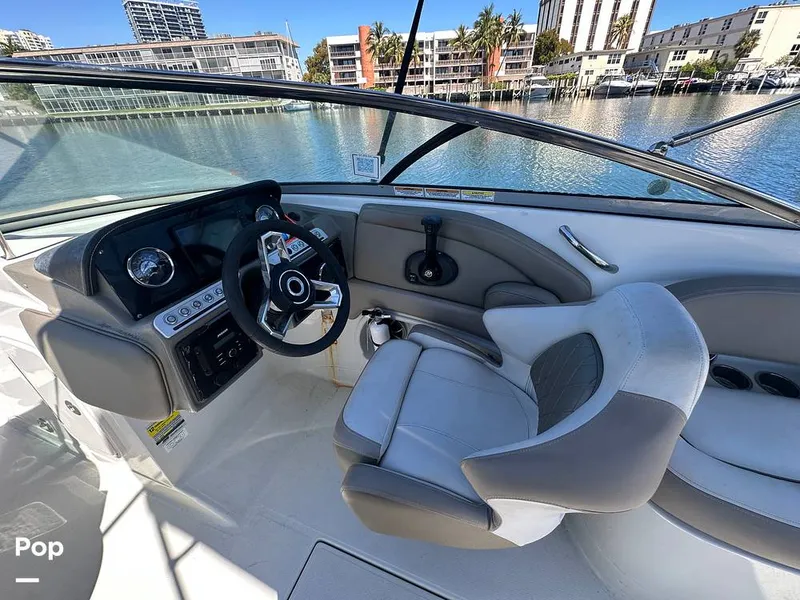 Slide: The Image of Crownline Boats E235XS 2023 - 16269011