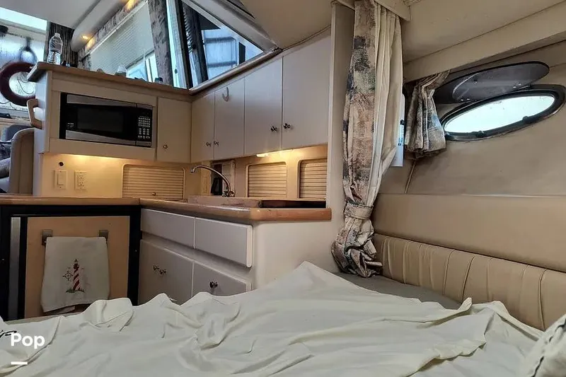 Slide: The Image of Carver Yachts 325 Aft Cabin 1998 - 16316356