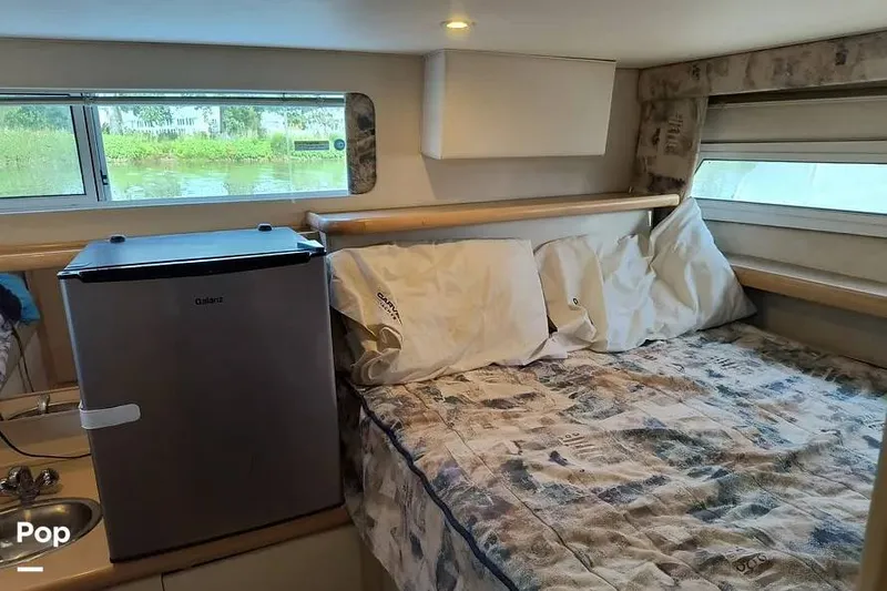 Slide: The Image of Carver Yachts 325 Aft Cabin 1998 - 16316368