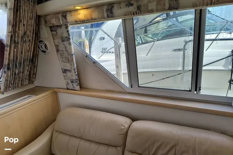 Slide: The Image of Carver Yachts 325 Aft Cabin 1998 - 16316374