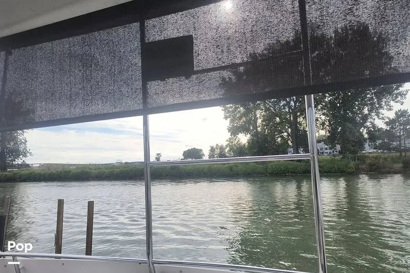 Slide: The Image of Carver Yachts 325 Aft Cabin 1998 - 16316389