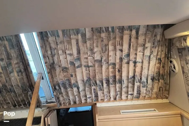 Slide: The Image of Carver Yachts 325 Aft Cabin 1998 - 16316392