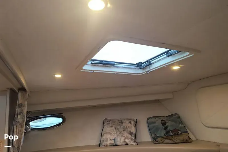 Slide: The Image of Carver Yachts 325 Aft Cabin 1998 - 16316400