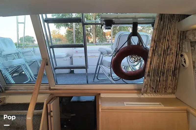 Slide: The Image of Carver Yachts 325 Aft Cabin 1998 - 16316418