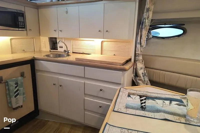 Slide: The Image of Carver Yachts 325 Aft Cabin 1998 - 16316430