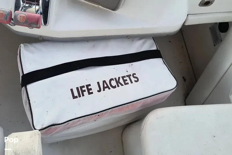 Slide: The Image of Carver Yachts 325 Aft Cabin 1998 - 16316431