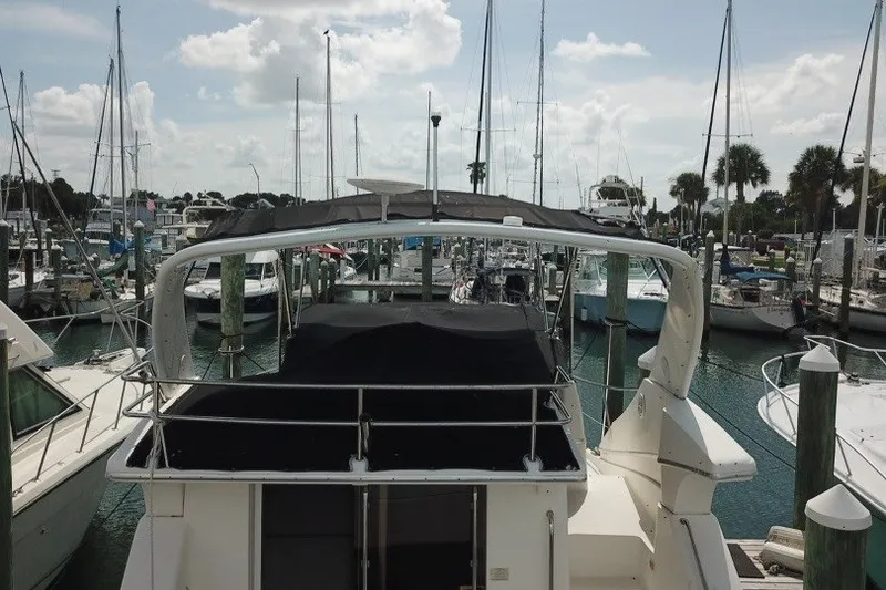 Slide: The Image of Silverton 330 Sport Bridge 2005 - 11
