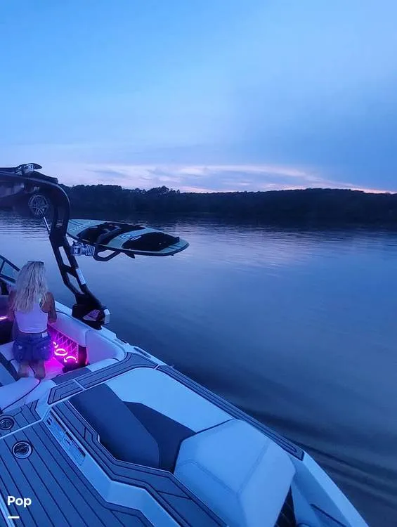 Slide: The Image of Nautique GS20 2018 - 16236969