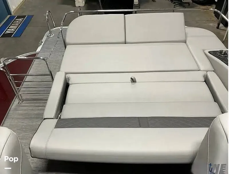 Slide: The Image of Bennington 23 LTSB 2023 - 16231169