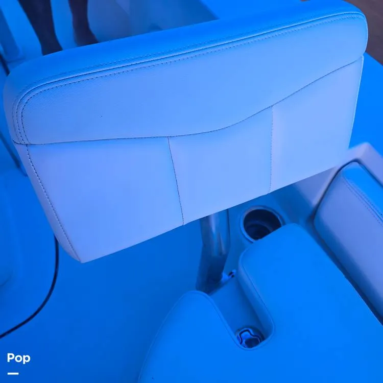 Slide: The Image of Robalo 226 Cayman 2020 - 16214516