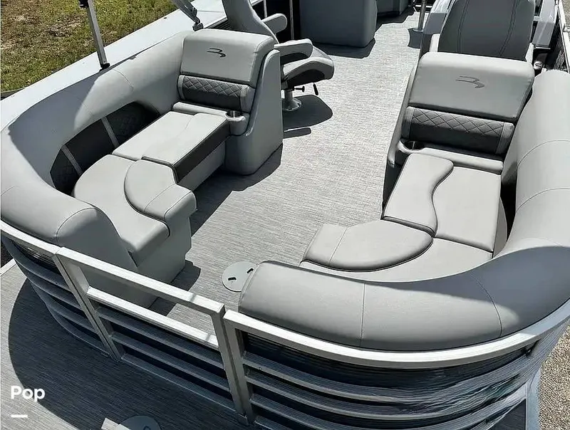 Slide: The Image of Bennington 24LSR 2023 - 16232605