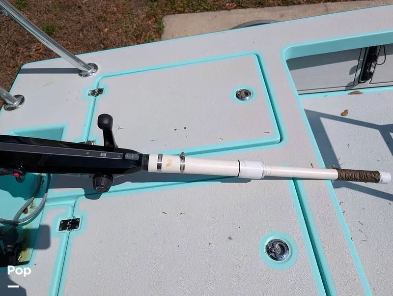 Slide: The Image of Cayo Boatwords 173 2017 - 16288184