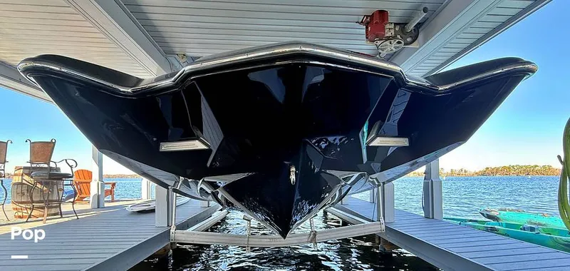 Slide: The Image of Malibu 23 MXZ Black & Gold Edition 2020 - 16243101