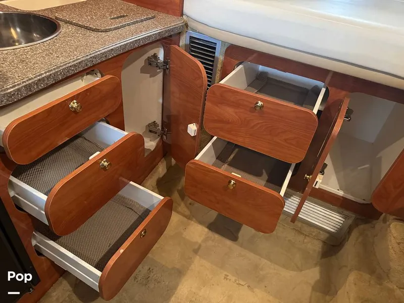 Slide: The Image of Rinker 342 Fiesta Vee 2004 - 16228099