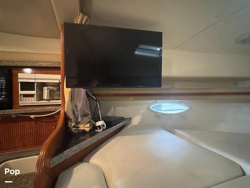 Slide: The Image of Rinker 342 Fiesta Vee 2004 - 16228105