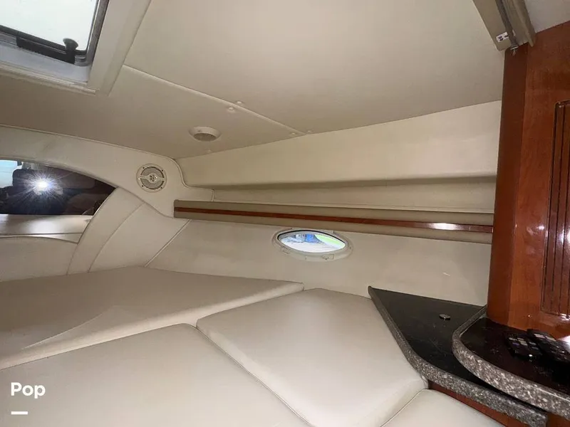 Slide: The Image of Rinker 342 Fiesta Vee 2004 - 16228106