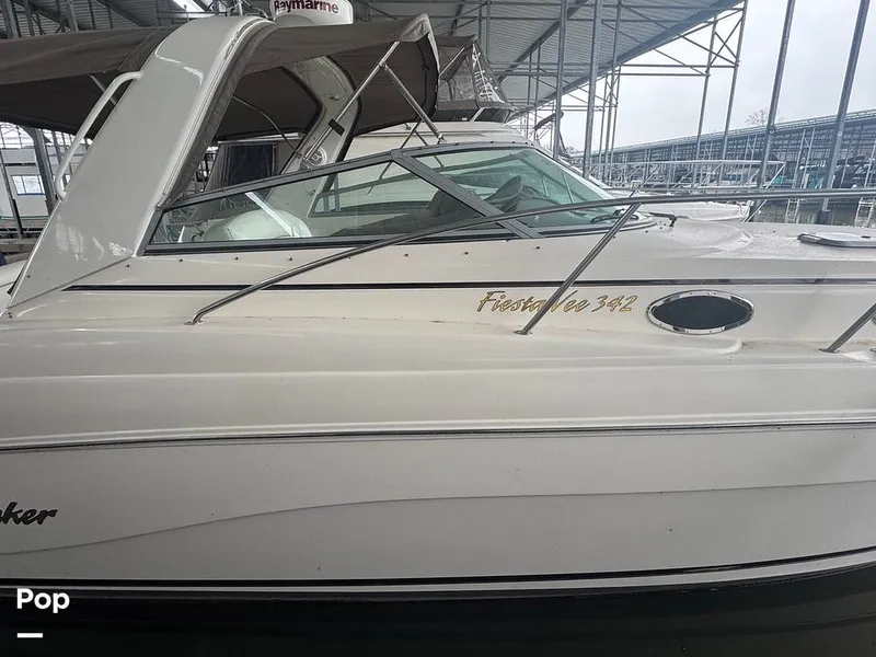 Slide: The Image of Rinker 342 Fiesta Vee 2004 - 16228002