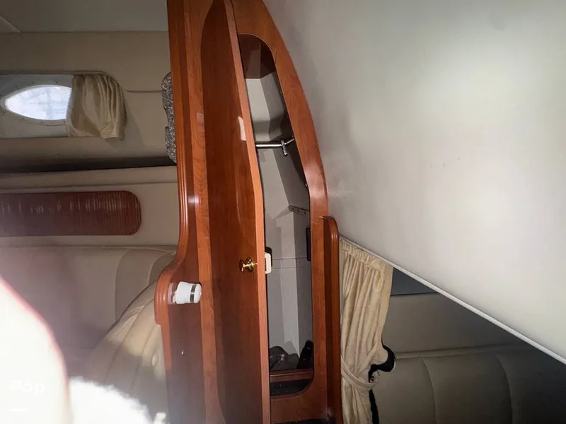 Slide: The Image of Rinker 342 Fiesta Vee 2004 - 16228123