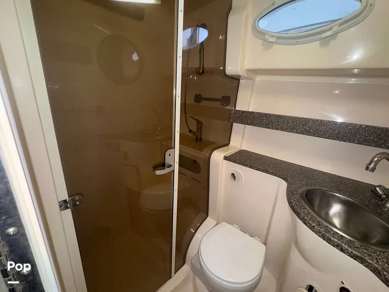 Slide: The Image of Rinker 342 Fiesta Vee 2004 - 16228136