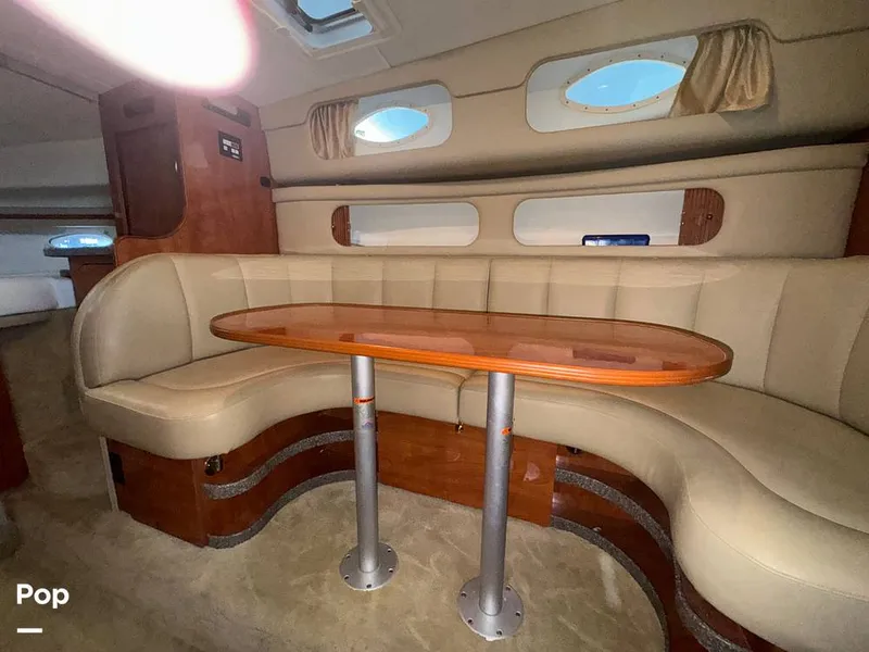 Slide: The Image of Rinker 342 Fiesta Vee 2004 - 16228139