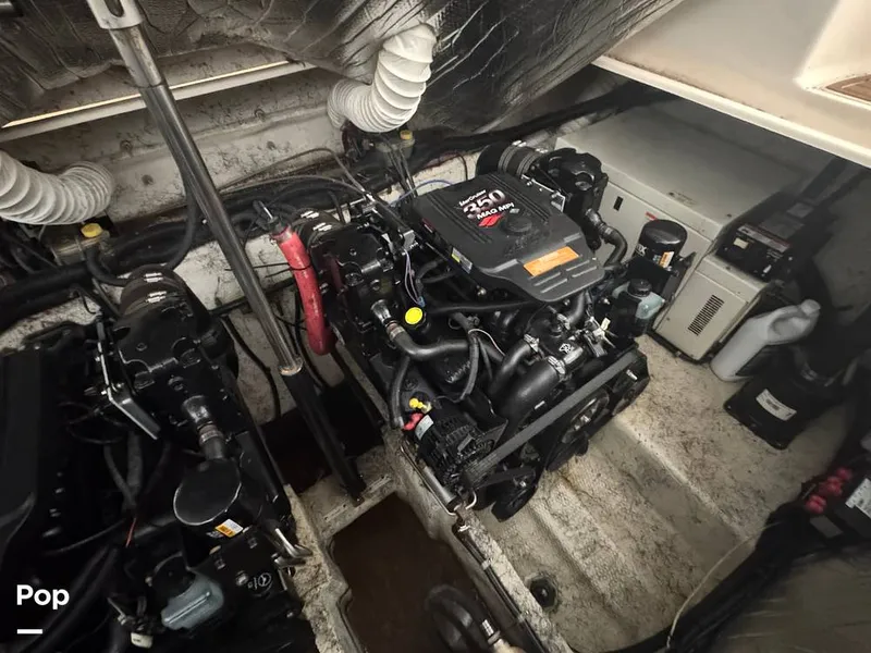 Slide: The Image of Rinker 342 Fiesta Vee 2004 - 16228149