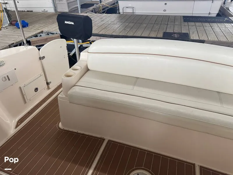 Slide: The Image of Rinker 342 Fiesta Vee 2004 - 16228157