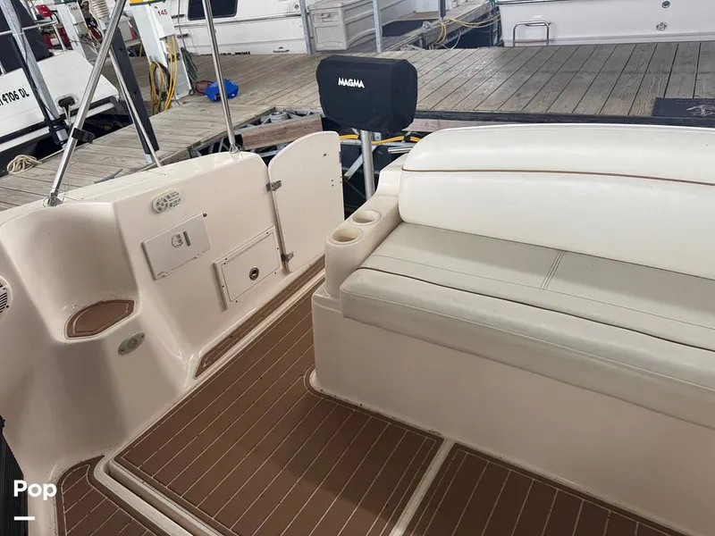 Slide: The Image of Rinker 342 Fiesta Vee 2004 - 16228158