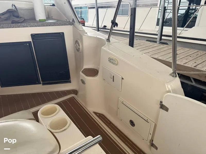 Slide: The Image of Rinker 342 Fiesta Vee 2004 - 16228164