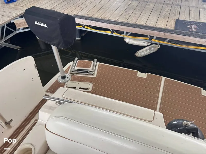 Slide: The Image of Rinker 342 Fiesta Vee 2004 - 16228176