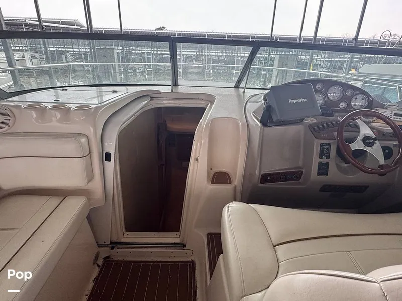 Slide: The Image of Rinker 342 Fiesta Vee 2004 - 16228179