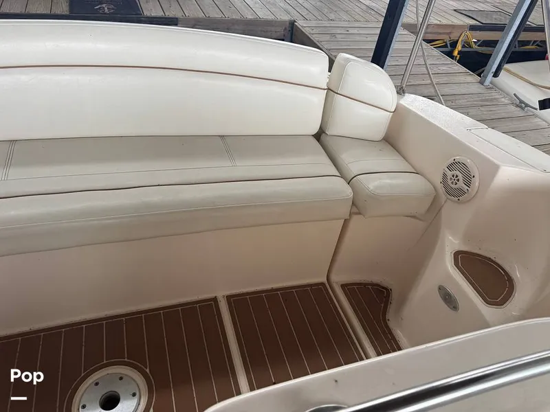 Slide: The Image of Rinker 342 Fiesta Vee 2004 - 16228204