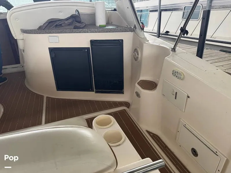 Slide: The Image of Rinker 342 Fiesta Vee 2004 - 16228216