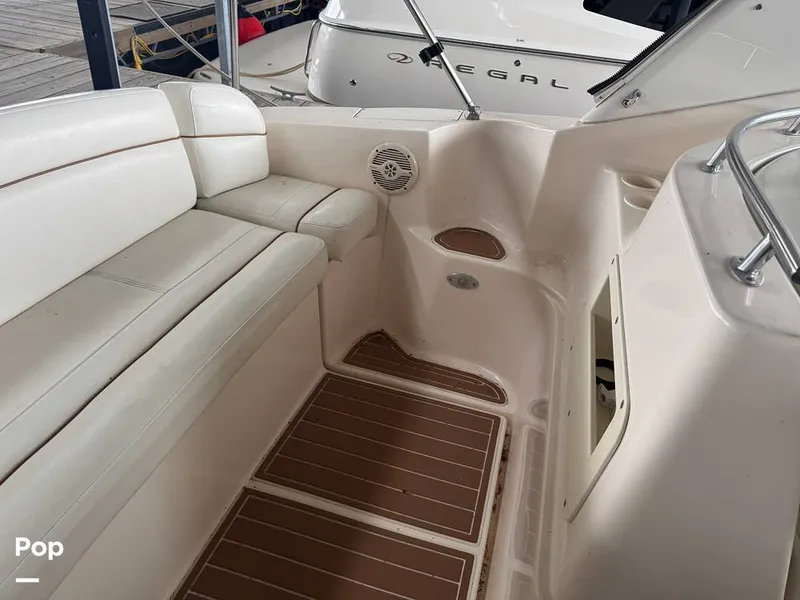 Slide: The Image of Rinker 342 Fiesta Vee 2004 - 16228220