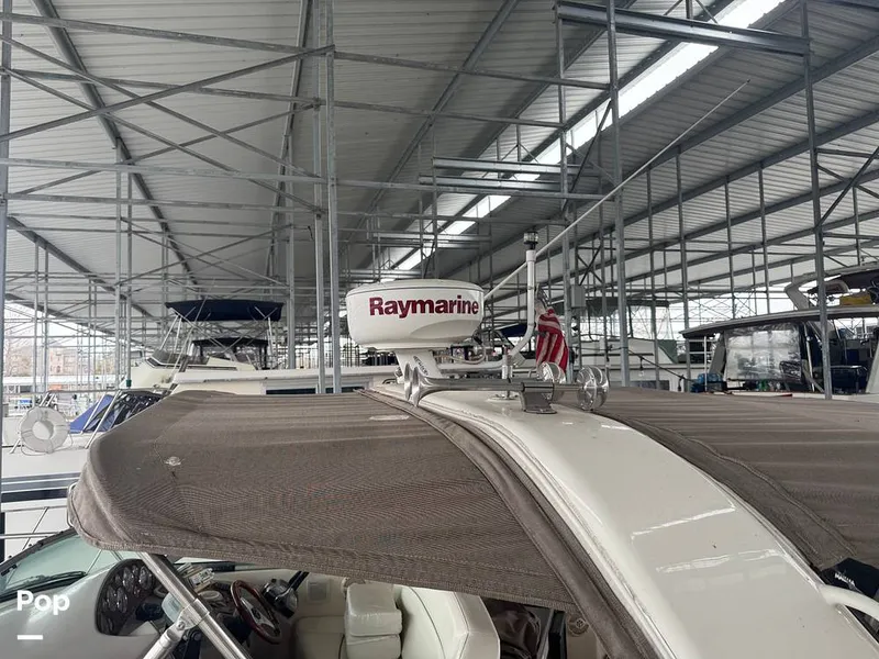 Slide: The Image of Rinker 342 Fiesta Vee 2004 - 16228241