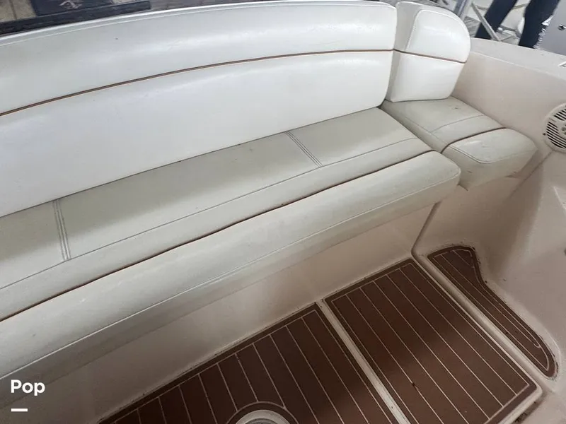 Slide: The Image of Rinker 342 Fiesta Vee 2004 - 16228023