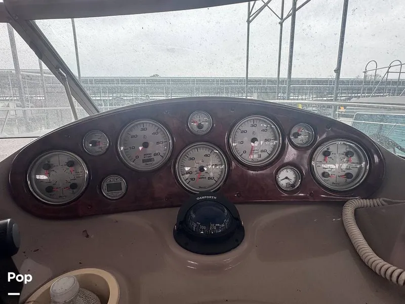 Slide: The Image of Rinker 342 Fiesta Vee 2004 - 16228050