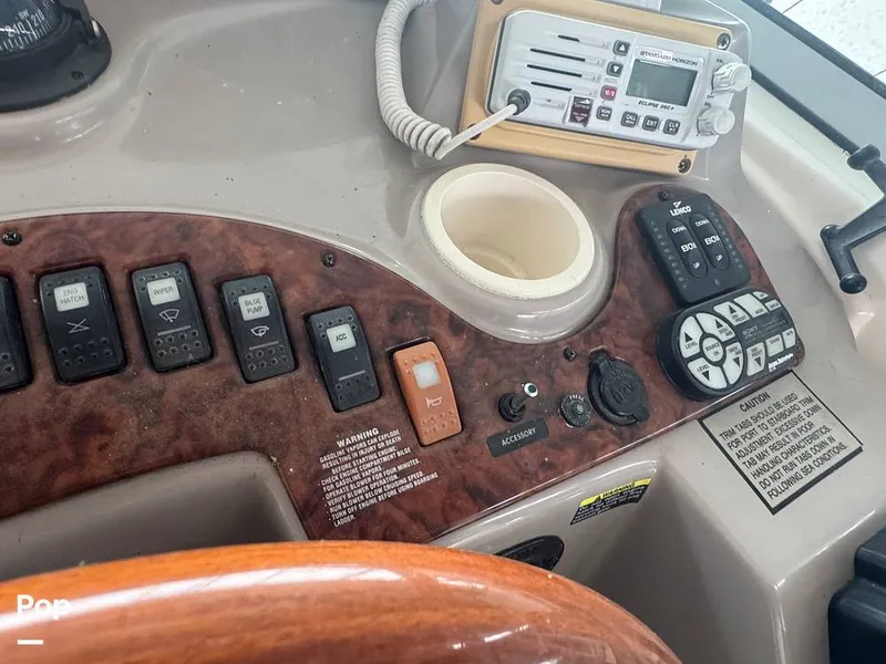 Slide: The Image of Rinker 342 Fiesta Vee 2004 - 16228056