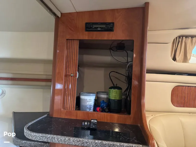 Slide: The Image of Rinker 342 Fiesta Vee 2004 - 16228081