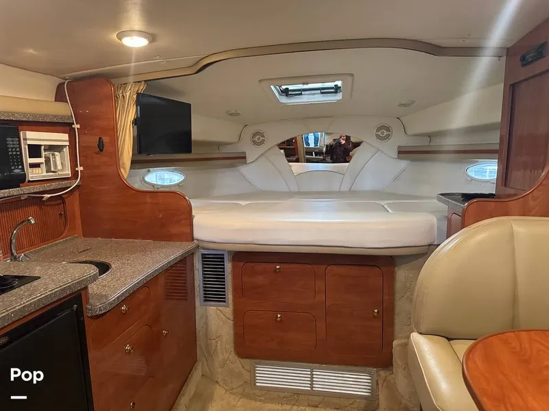 Slide: The Image of Rinker 342 Fiesta Vee 2004 - 16228083