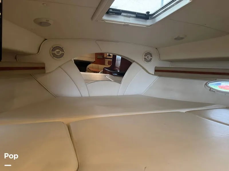 Slide: The Image of Rinker 342 Fiesta Vee 2004 - 16228084