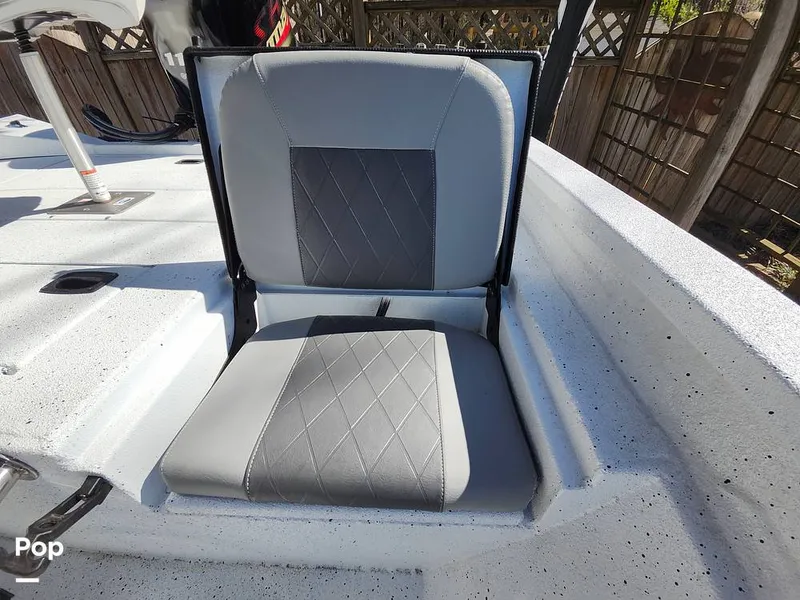 Slide: The Image of Xpress H20B 2021 - 16241698