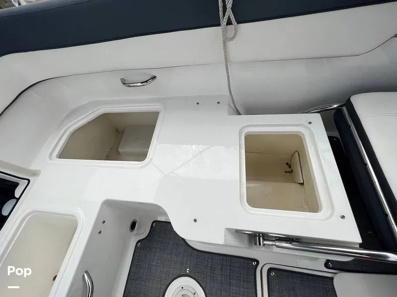 Slide: The Image of Bayliner VR5 2021 - 16394977