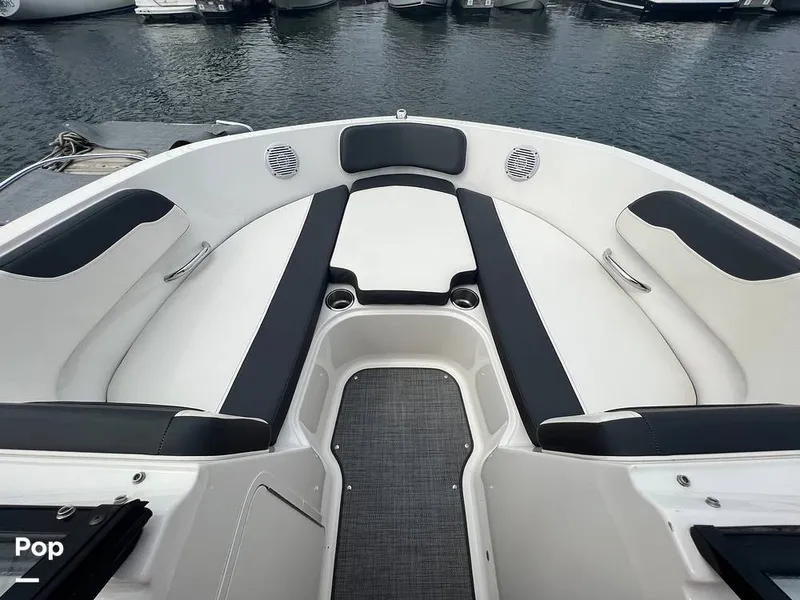 Slide: The Image of Bayliner VR5 2021 - 16394978
