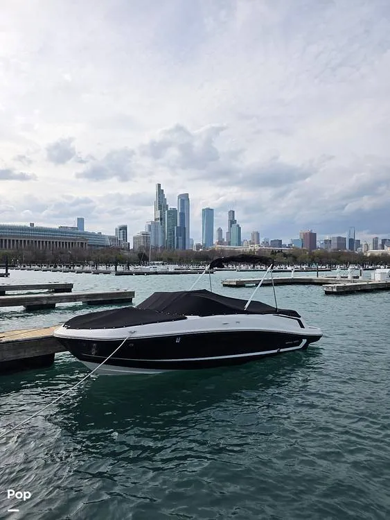 Slide: The Image of Bayliner VR5 2021 - 16406406