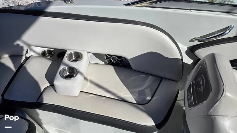 Slide: The Image of Crownline Boats 250 XSS 2023 - 16227790