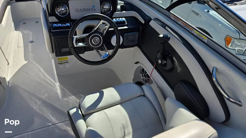 Slide: The Image of Crownline Boats 250 XSS 2023 - 16227795