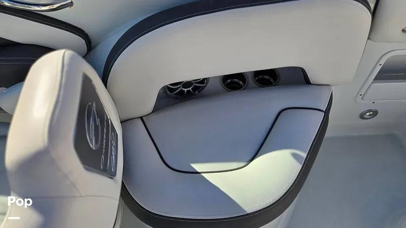 Slide: The Image of Crownline Boats 250 XSS 2023 - 16227798