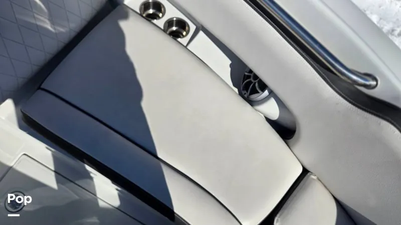 Slide: The Image of Crownline Boats 250 XSS 2023 - 16227829