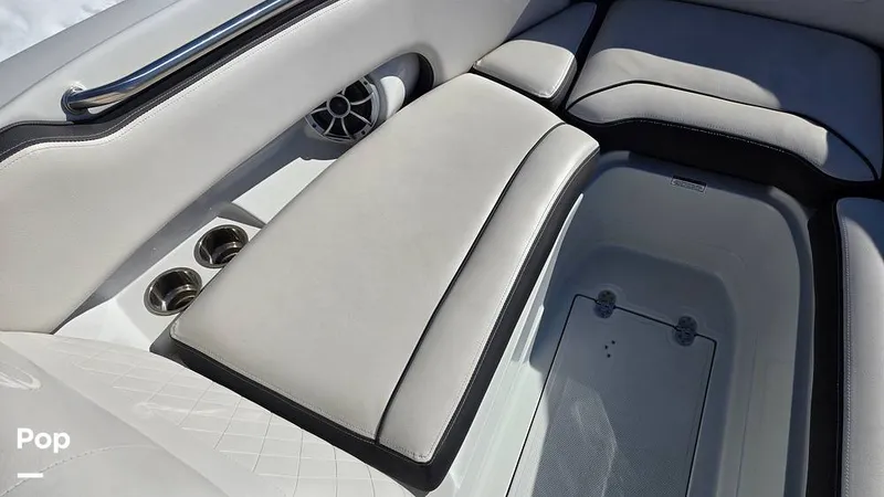 Slide: The Image of Crownline Boats 250 XSS 2023 - 16227853