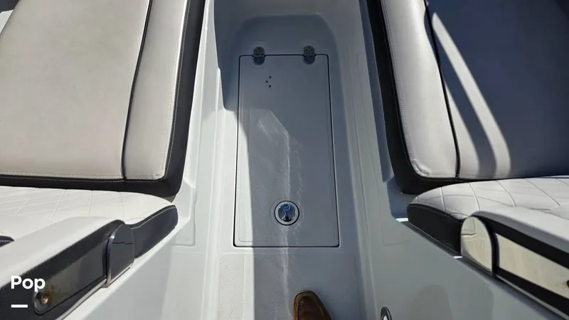 Slide: The Image of Crownline Boats 250 XSS 2023 - 16227856